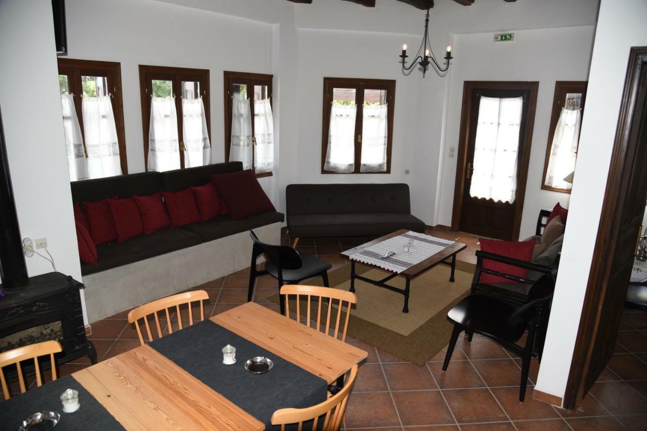 Karpofora Traditional Guesthouse Miléai Esterno foto