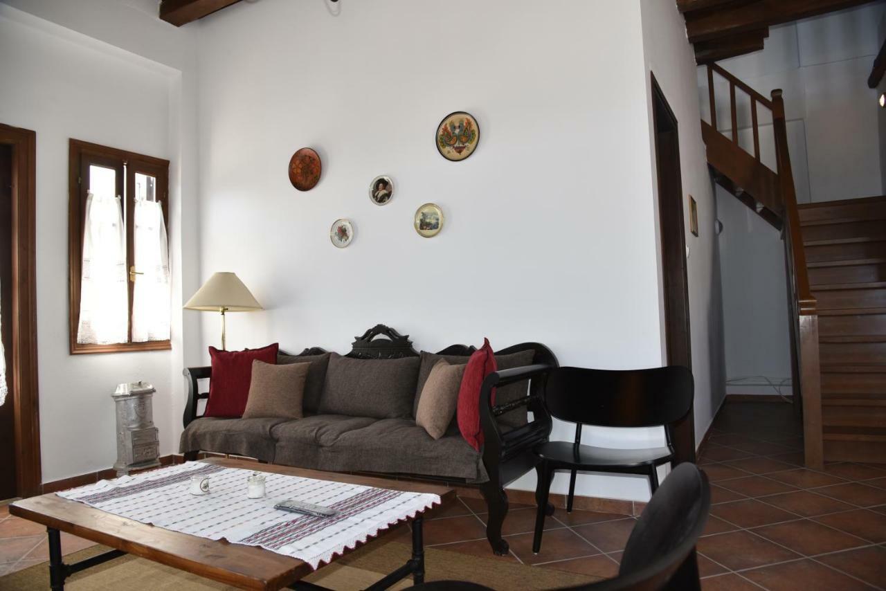 Karpofora Traditional Guesthouse Miléai Esterno foto