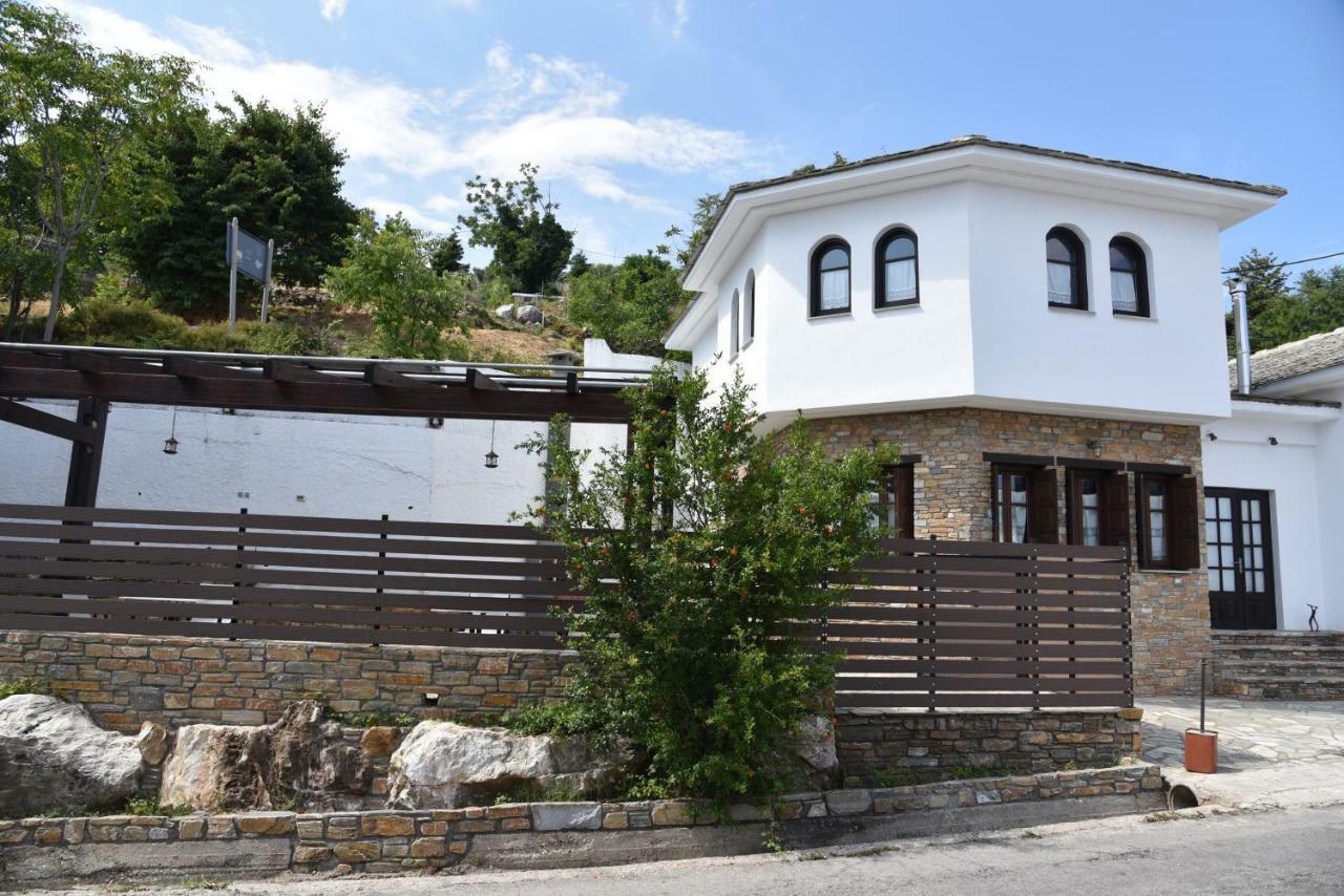 Karpofora Traditional Guesthouse Miléai Esterno foto