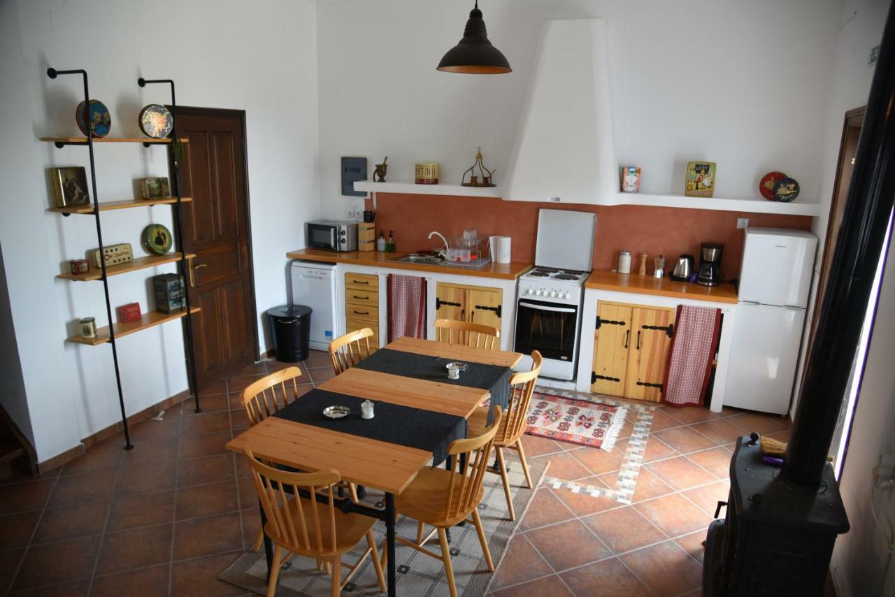 Karpofora Traditional Guesthouse Miléai Esterno foto